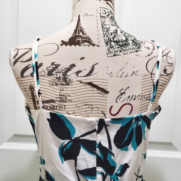 Alyn Paige Floral Dress Sz 9/10 - Picture 5 of 9